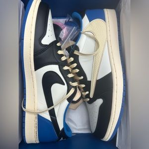 Travis Scott Jordan 1 Retro Low Fragment